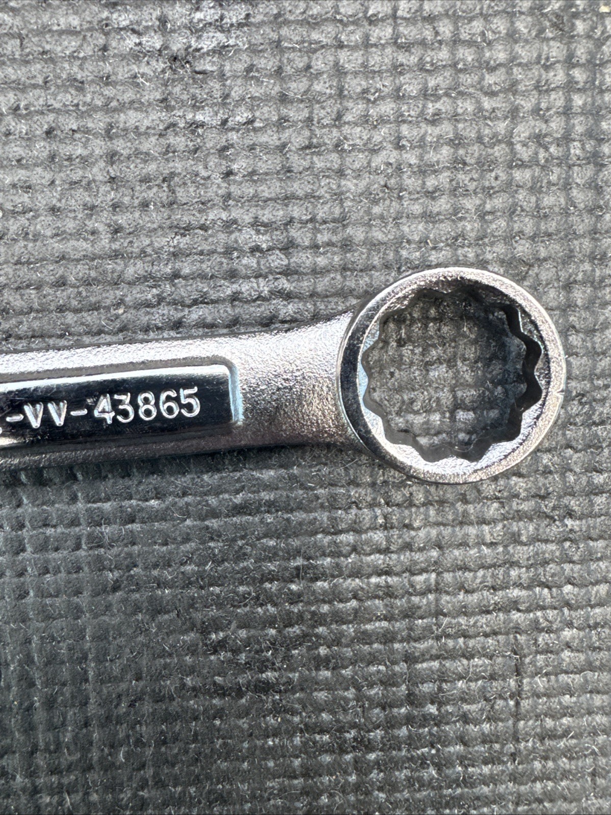 Sears Craftsman USA 43865 5/8 X 3/4 In SAE Stubby 12 Point Box Wrench Nos