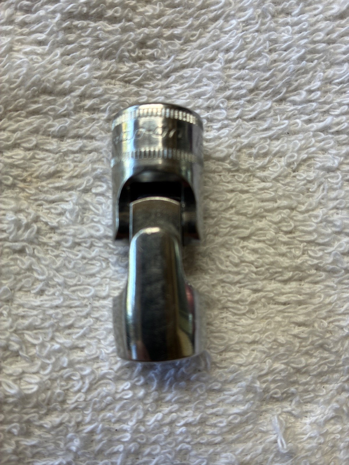 Snap On Tools USA 3/8 Drive Metric 12mm Shallow Universal 6pt Flex Socket