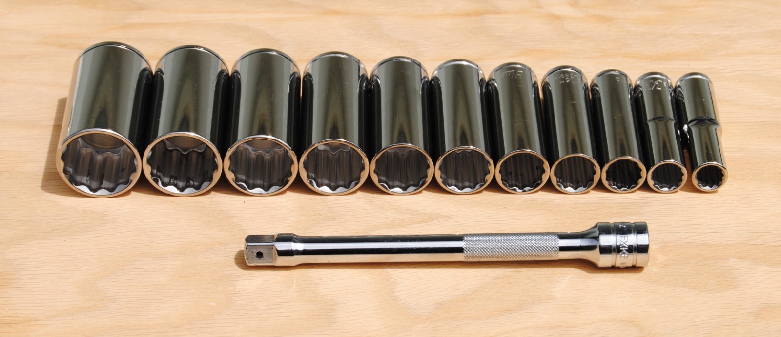 Blue-Point Tools 3/8″ Drive Deep Chrome 12-Point SAE 3/8” – 1″ Socket Set (11pc)
