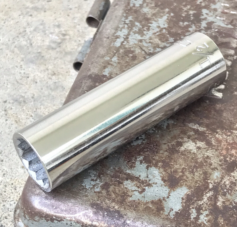 Craftsman USA 3/8″ Drive 1/2” Deep 12 Point Chrome Socket -G-