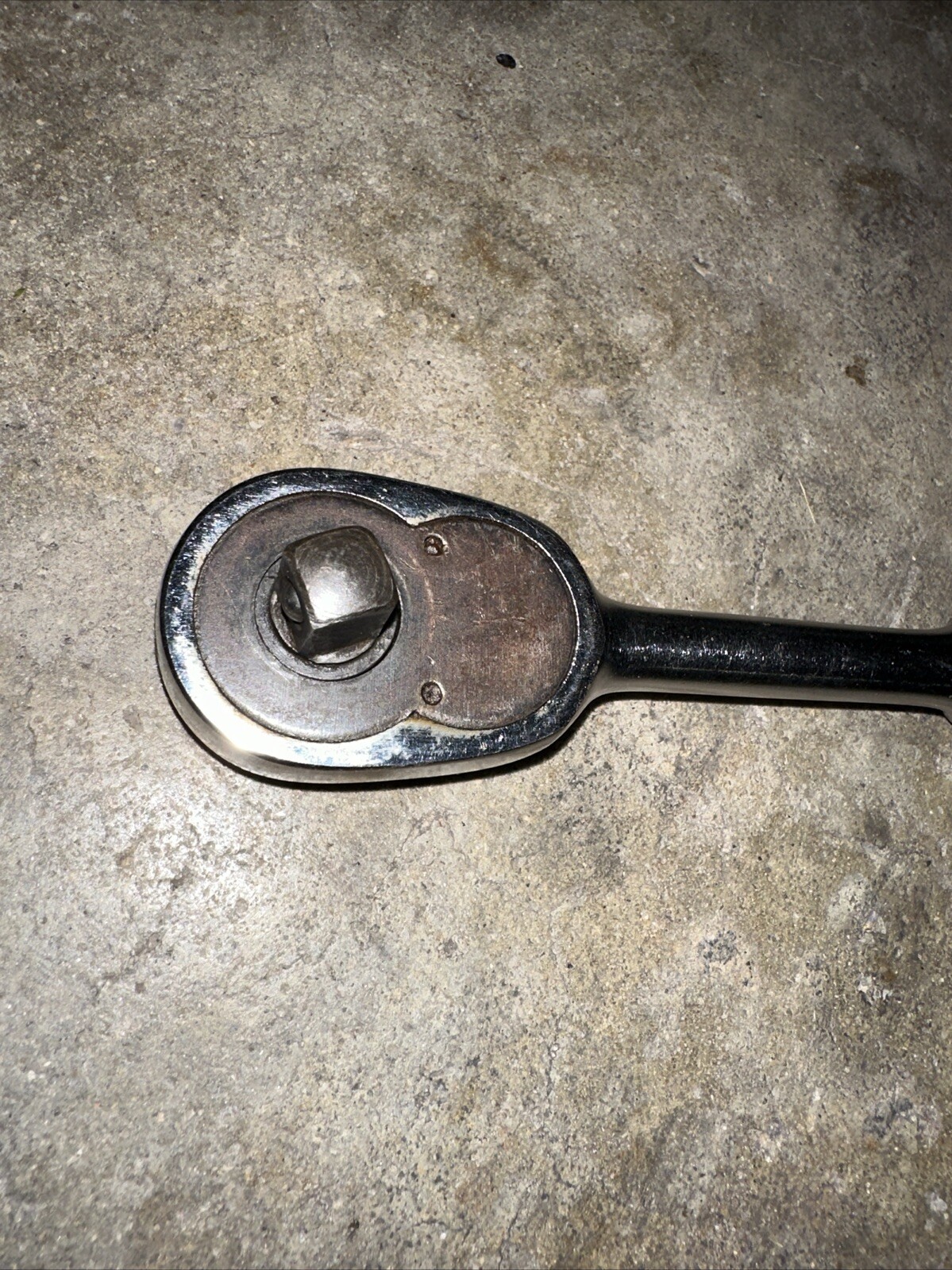 Gray Canada Ratchet 3/8 Drive T70
