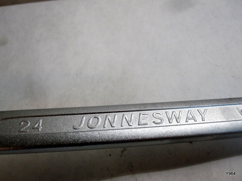 Jonnesway ring wrench 75D 24 x 26 – W232426