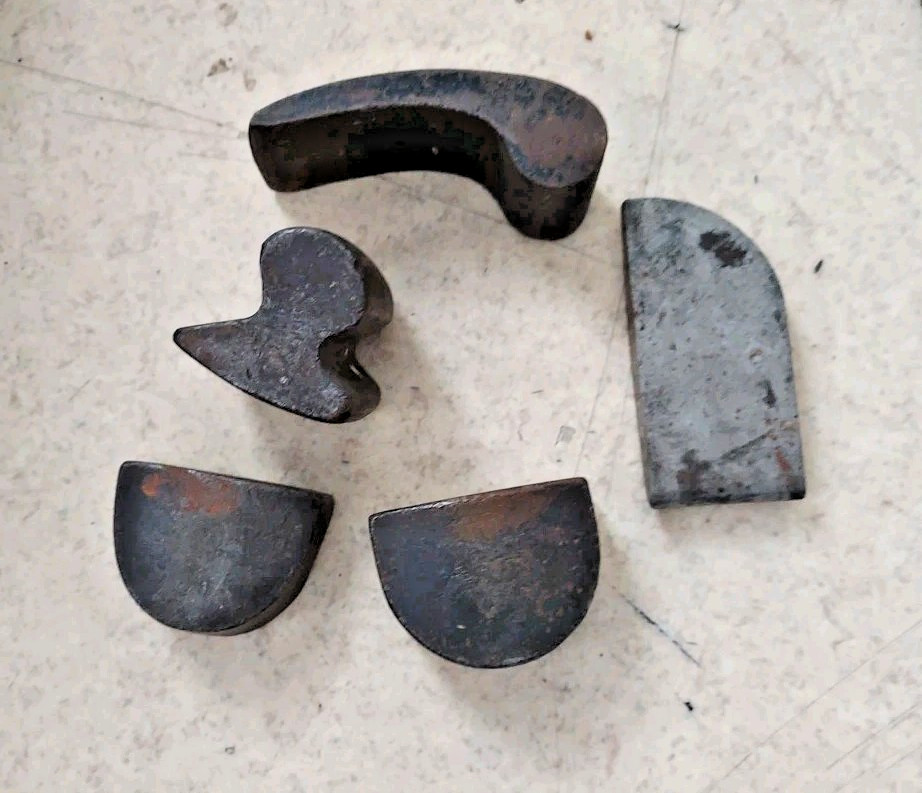 Lot Of 5 Vintage Auto Body Sheet Metal Tools Dolly Heel Dollies Comma Blob