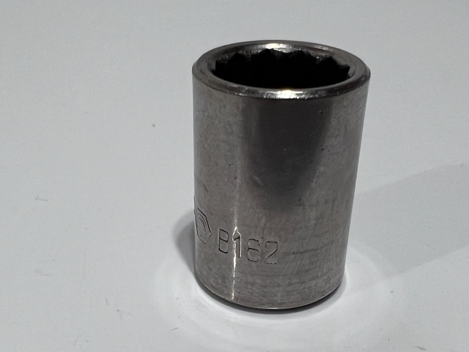 Matco Tools USA B162 SAE 1/2″ Shallow Chrome Socket – 3/8 Drive – 12 Point