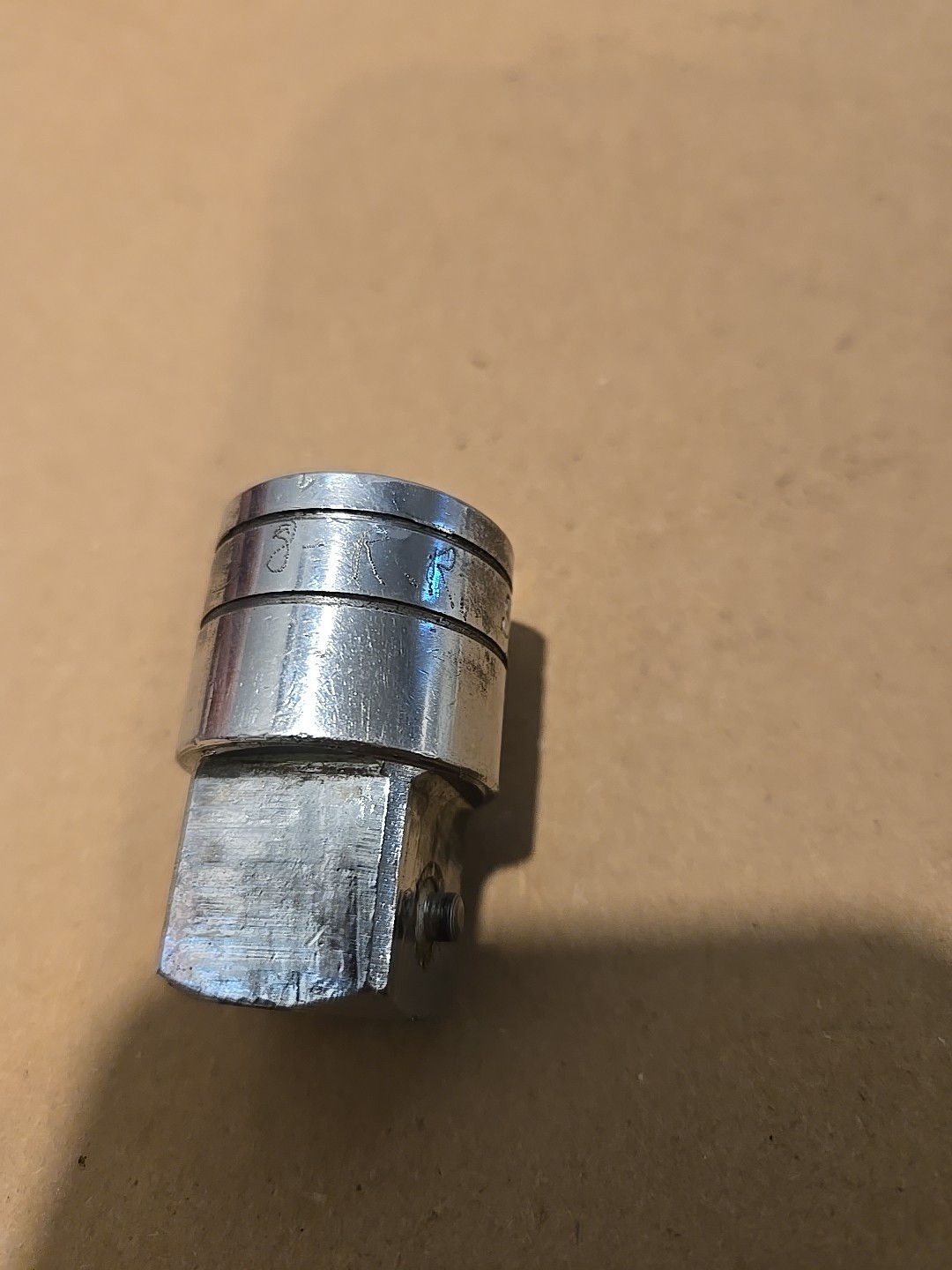 Snap On 1/2″ F To 3/4″ M Drive Chrome Locking Button Adaptor Socket USA LA12