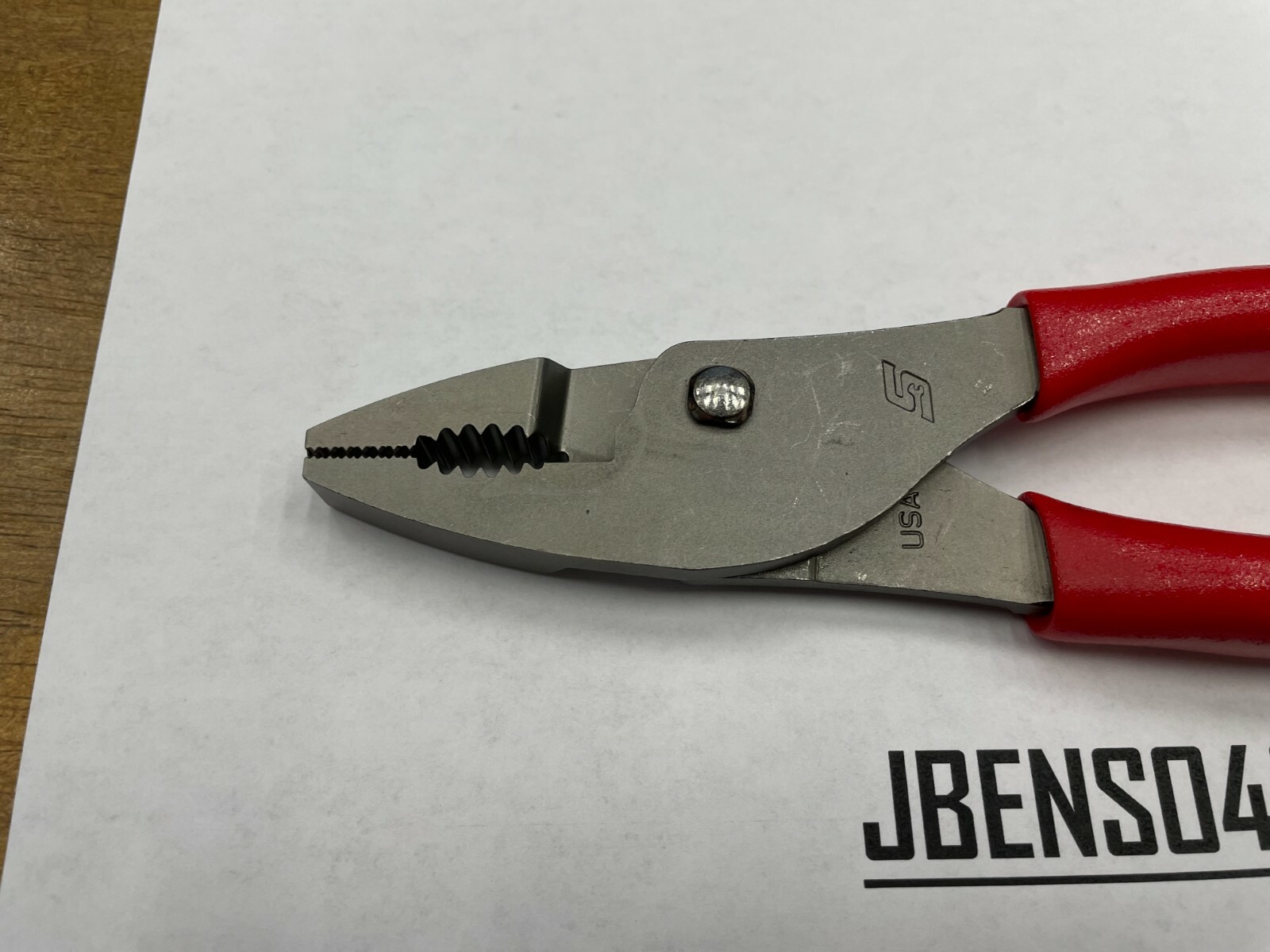 Snap-on Tools USA NEW RED 8″ Soft Grip Combo Slip-Joint Pliers w/ Cutter 137ACF