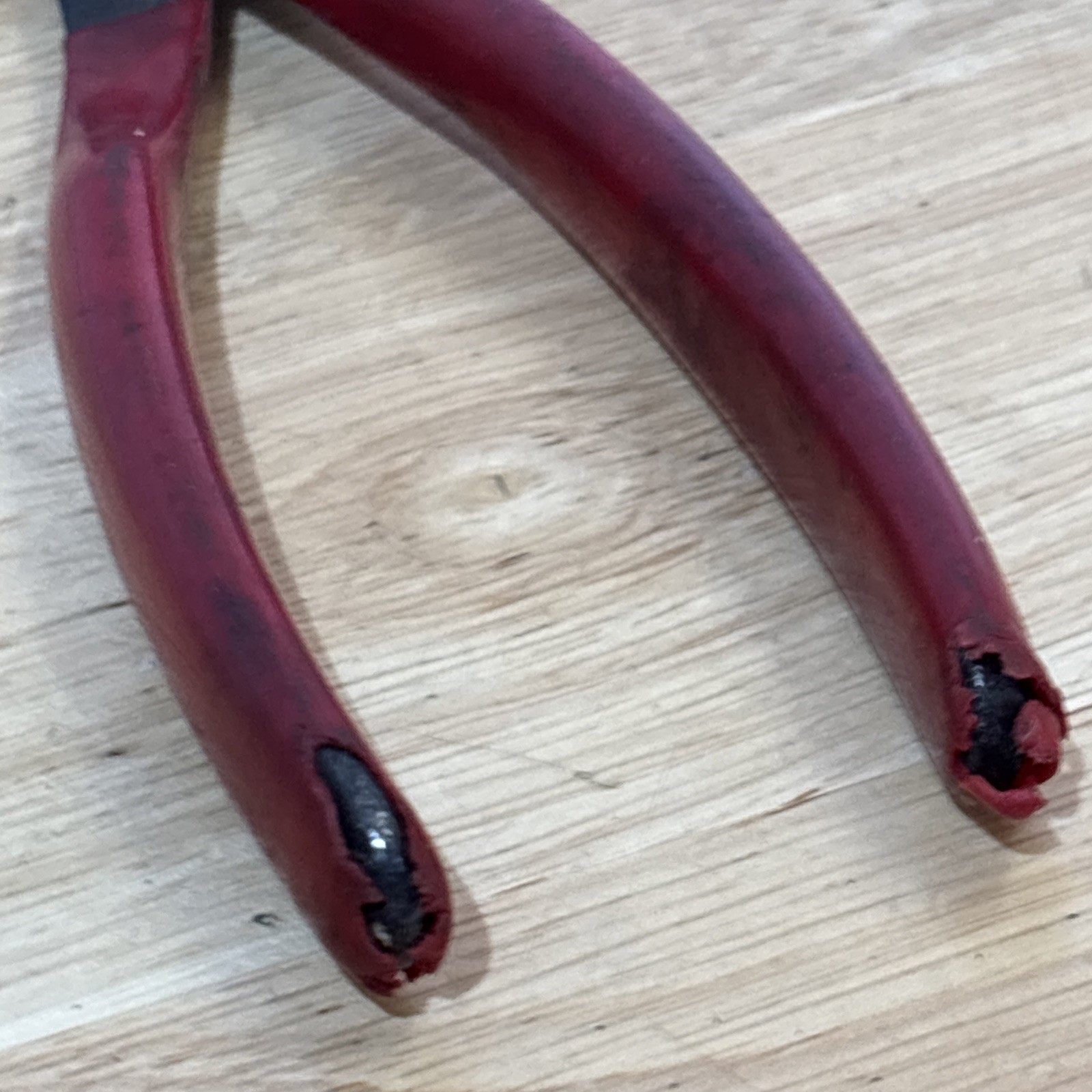Dayton 7″ Diagonal Cutters Pliers Red Handle 5×634 Vtg USA
