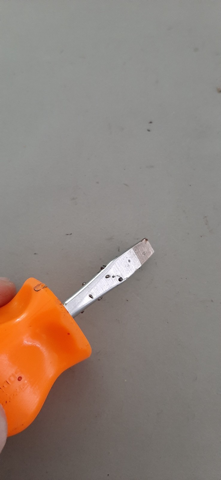 Snap-on SDD1 Orange Hard Handle Stubby Screwdriver Flat Head Tip Slotted READ!!