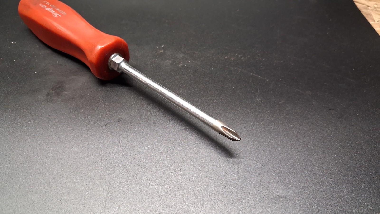 Snap-on SDDP42A No.2 Phillips Red Hard Handle Screwdriver
