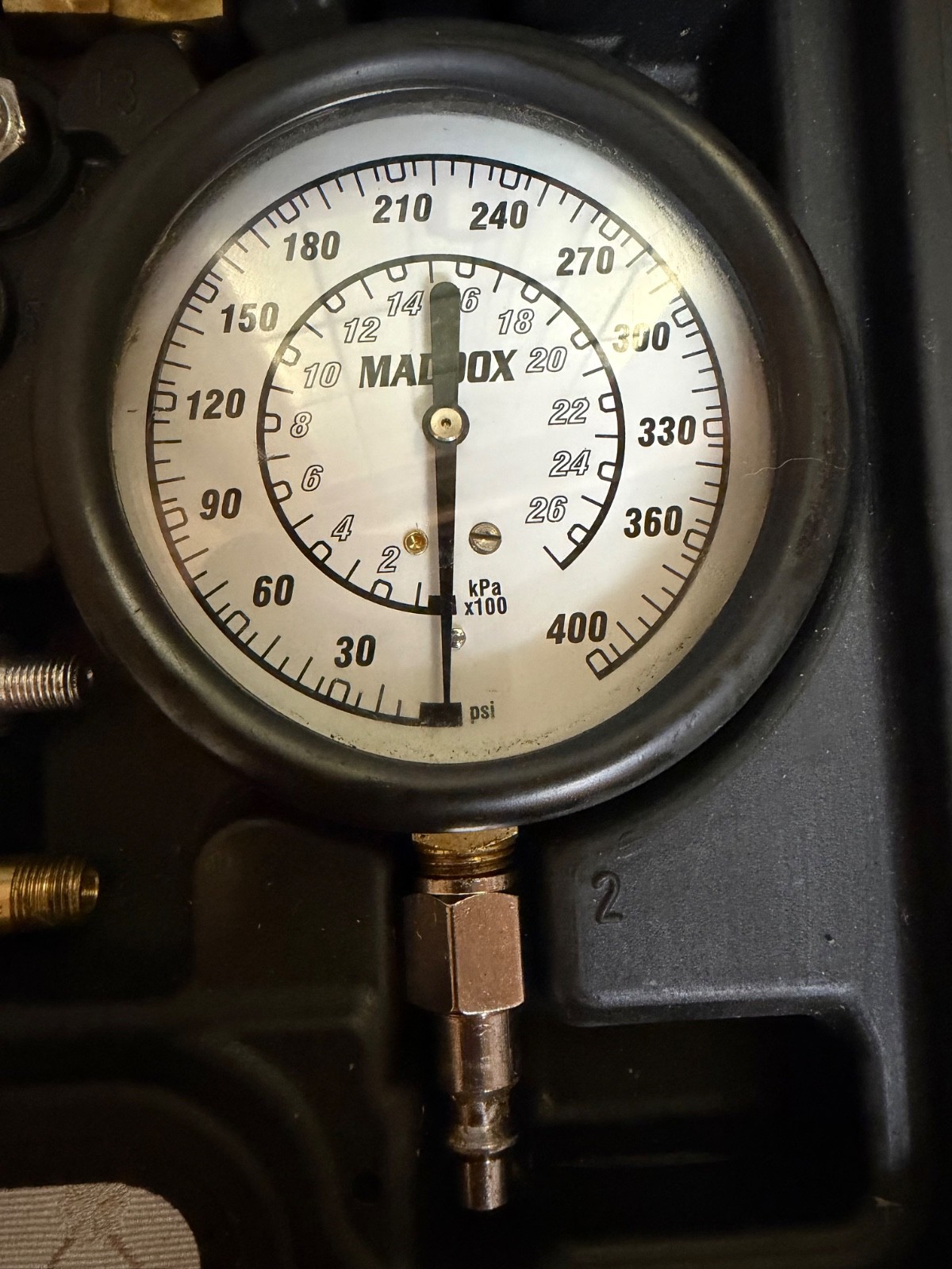 MADDOX Engine & Transmission Oil Pressure Test Kit MF17-B