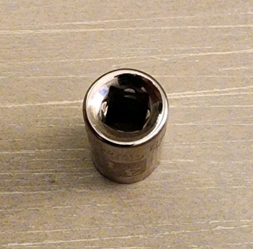 Craftsman USA 3/8″ Socket 6 Point 1/4″ Drive G2D 34596 Easy Read