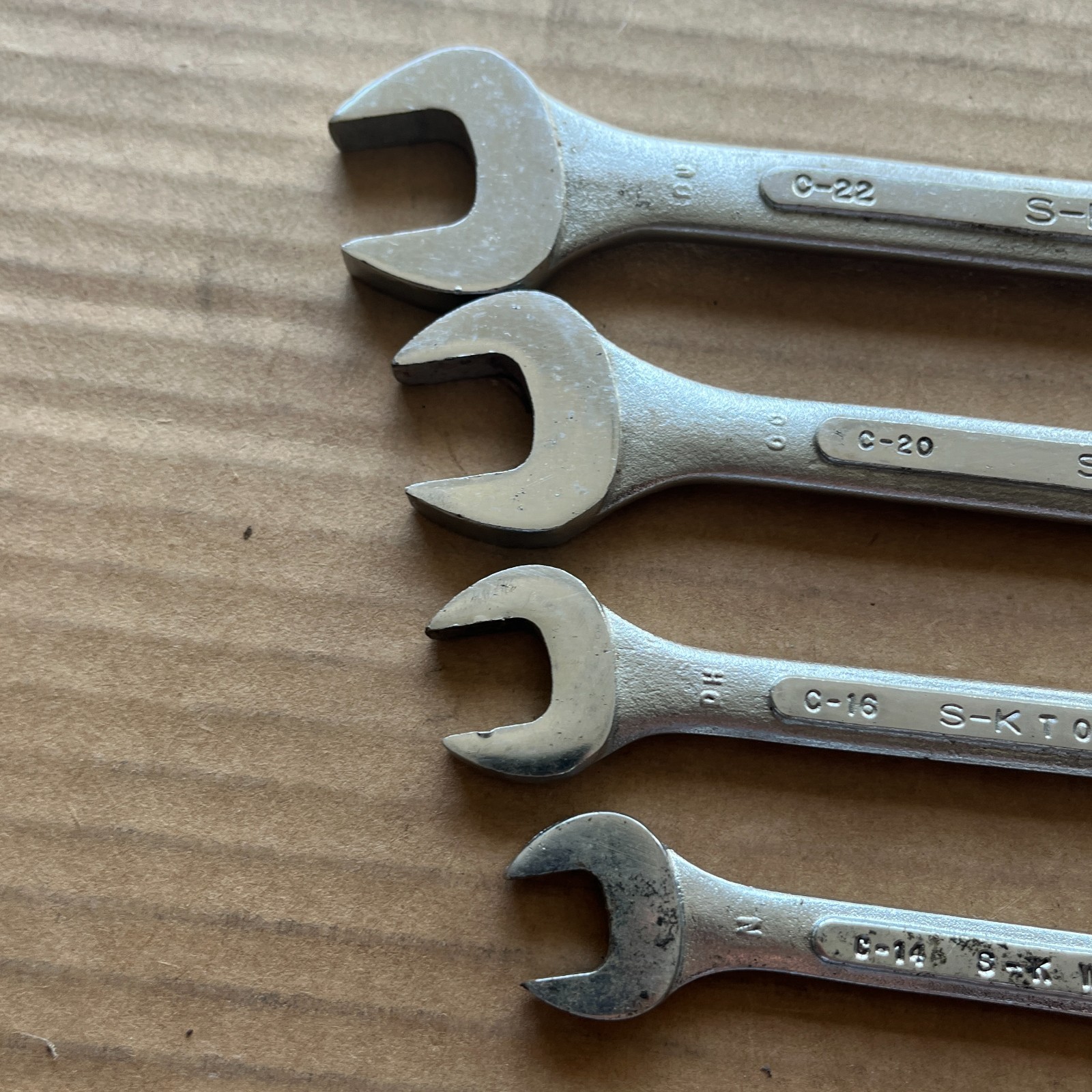 S-K SK Tools C-14 — C-22 Combination Wrench 7/16-11/16″ Inch, 12 Pt USA – 4 pc