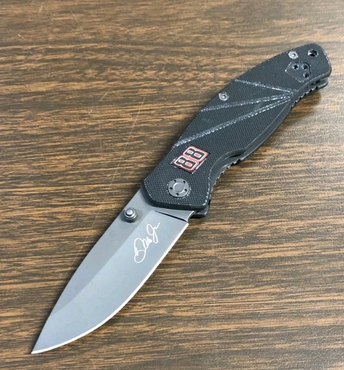 New In Box Mac Tools MTDEJ88 #88 Dale Earnhardt Jr. Folding Pocket Knife *Read