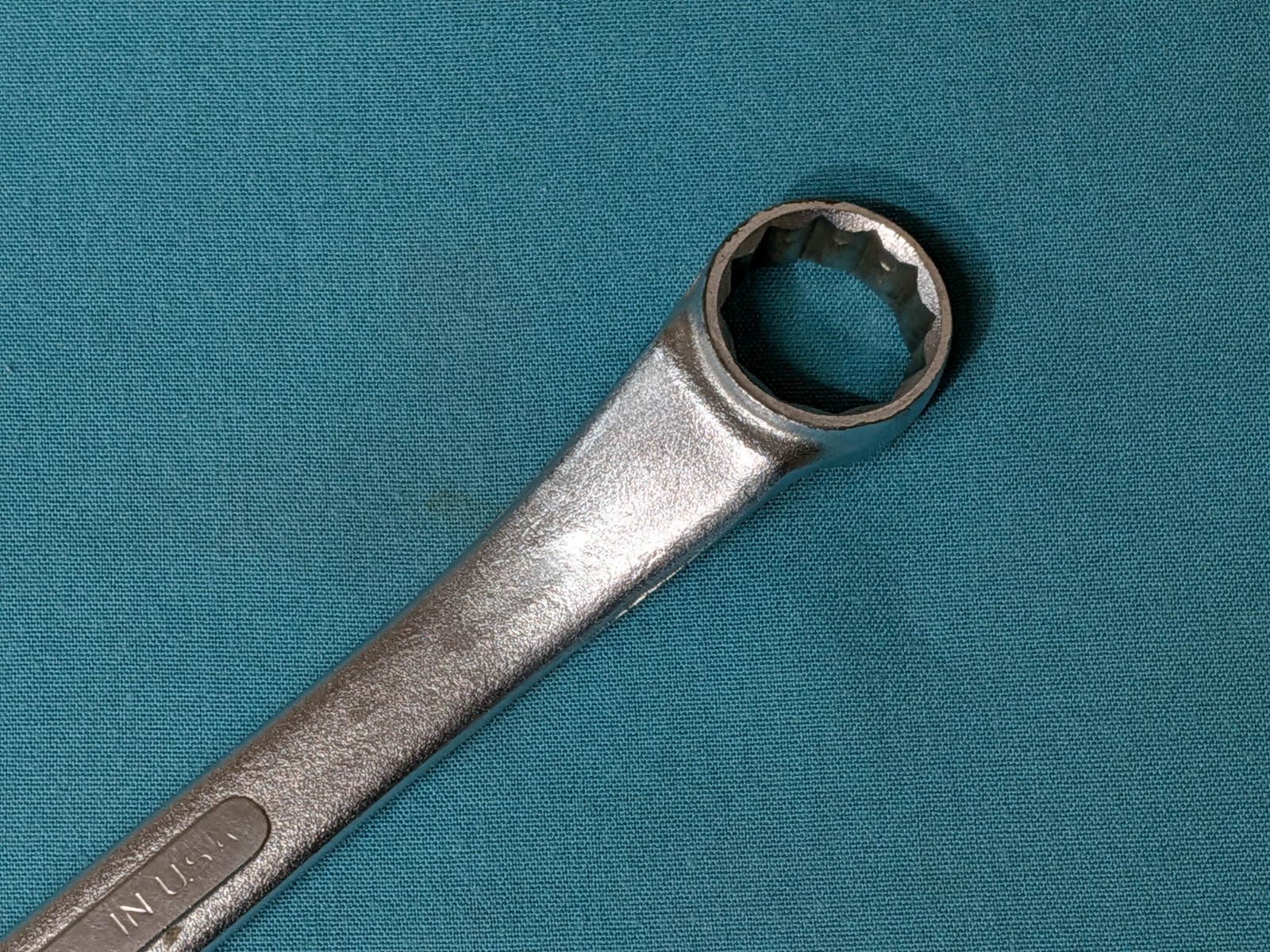 S-K Wayne # B-3032 12pt. Box End Wrench 1″ x 15/16″ x 15-1/2″ Vintage 1960’s Era