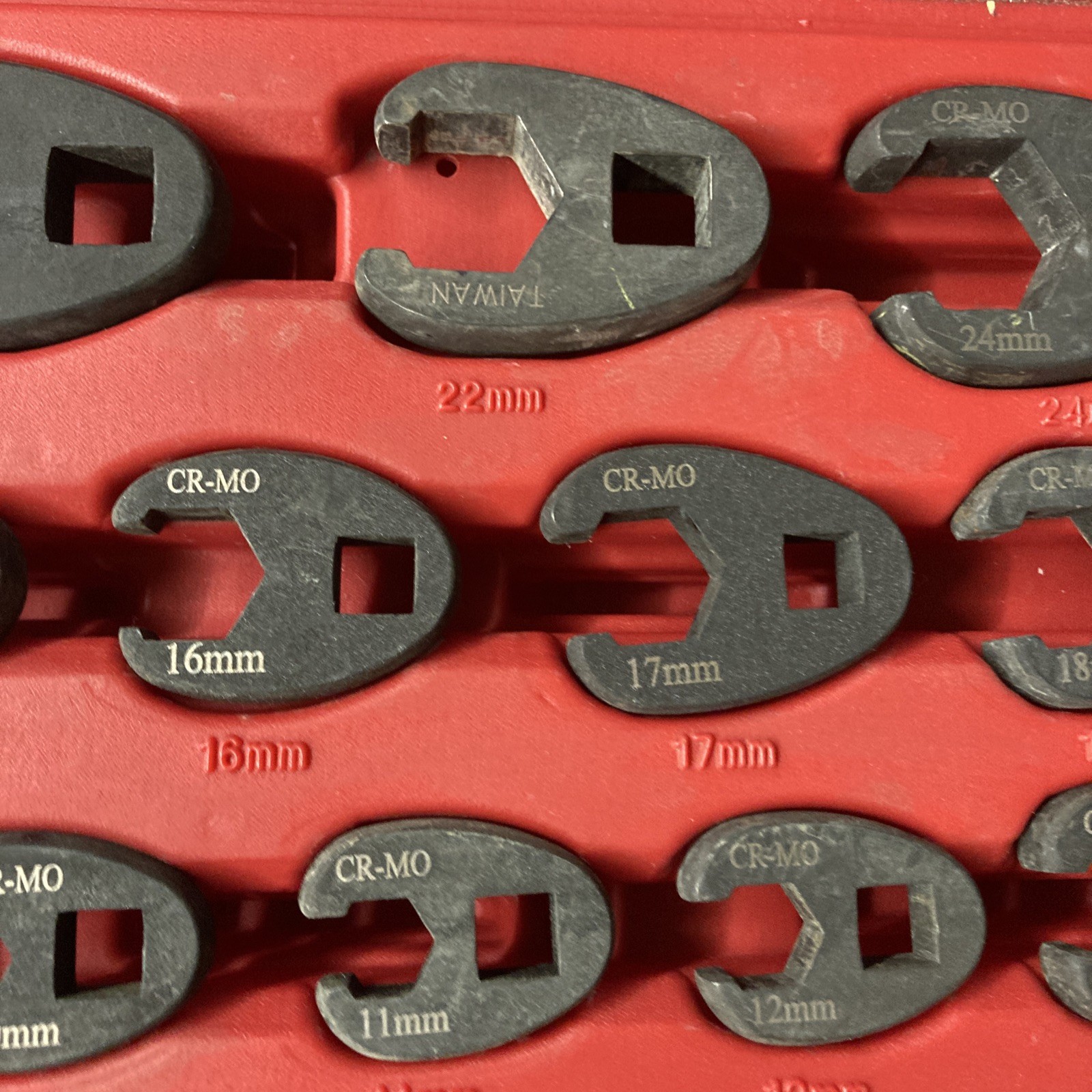 Astro Pneumatic AST 7115 – 15 Piece Professional Metric Crowfoot Wrench Set