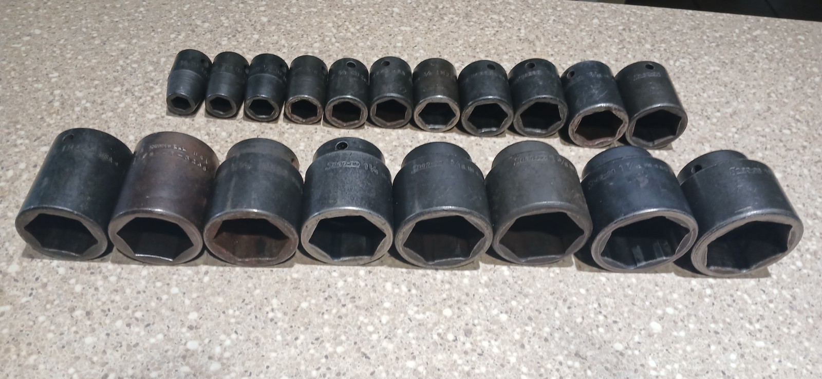 Snap On 320IM 1/2″ Dr Shallow Impact Socket Set SAE 6pt 3/8″ – 1 1/2″ 19pcs