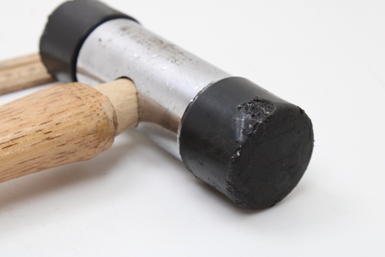 SNAP-ON BH92B 15-1/2″ Rubber Ends Wood Handle Non-Marring Hammer Mallet USA
