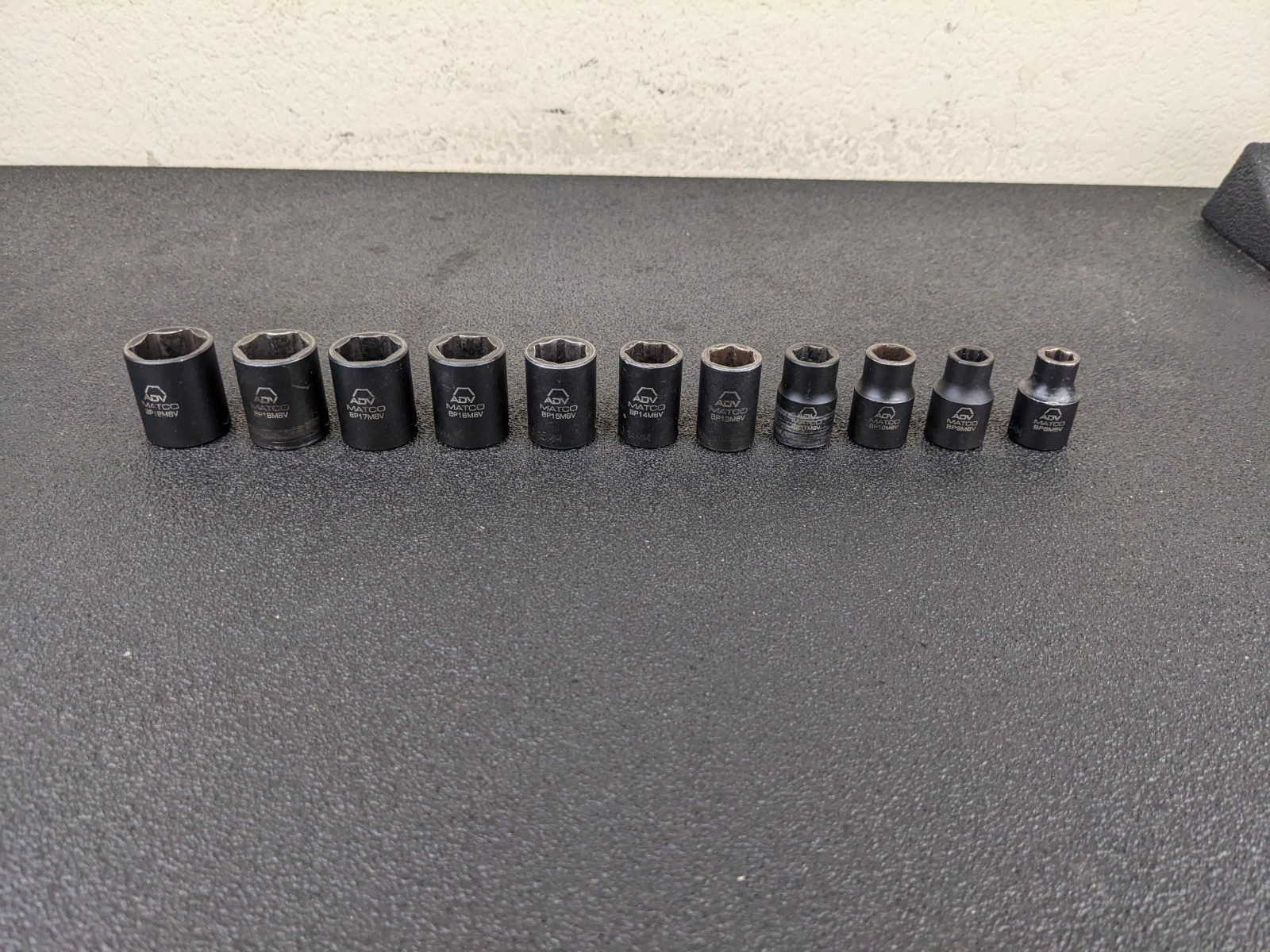 #bo195 Matco Tools ADV 3/8 Drive Short Shallow Impact Socket Metric 6 Point Set