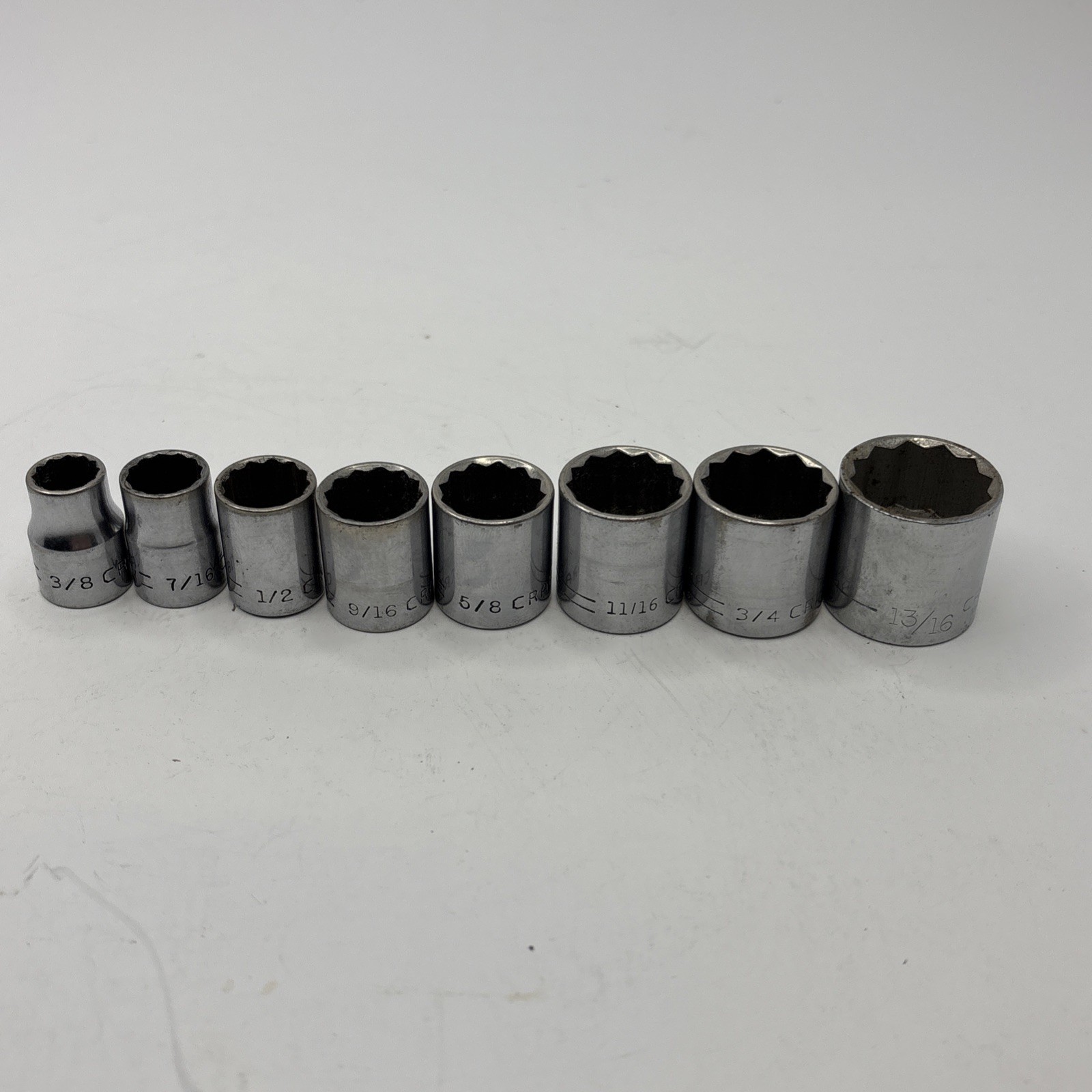Craftsman USA 3/8 Drive SAE Socket Set 3/8-13/16 8pc 12PT V Vintage
