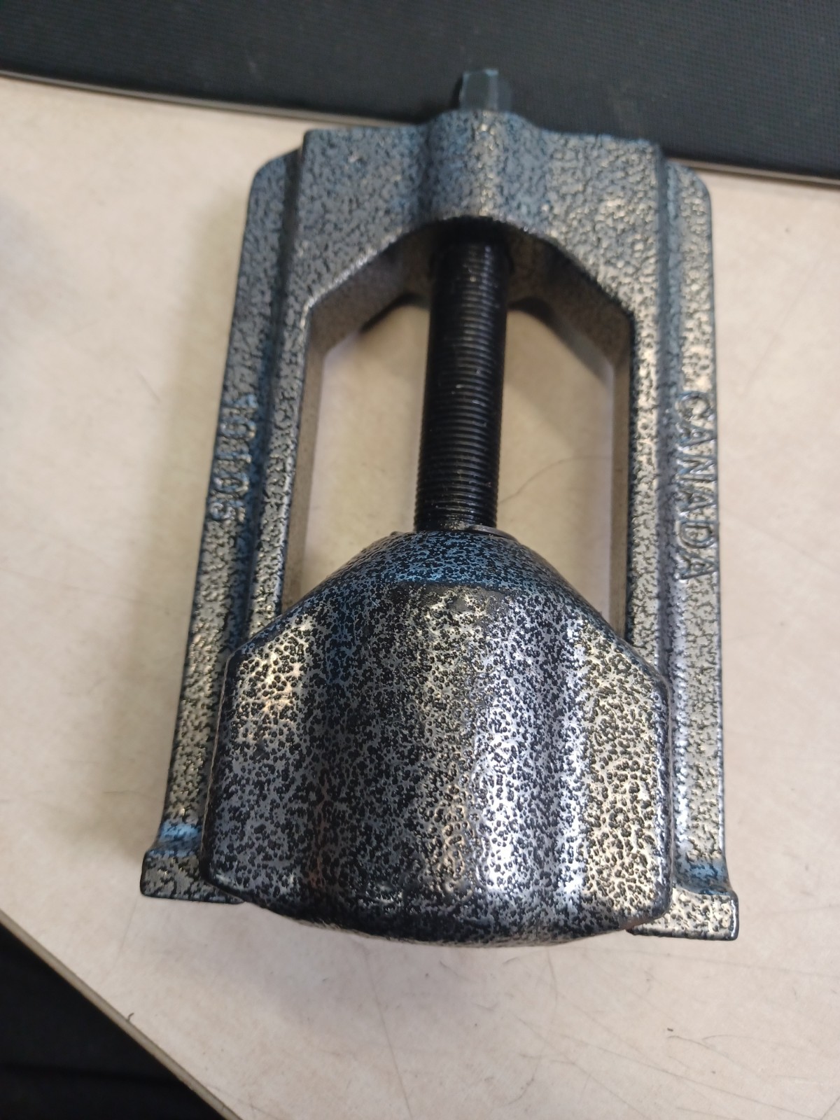 Tiger Tool Automotive U-Joint Puller, Universal Joint One Size, Factory 10105