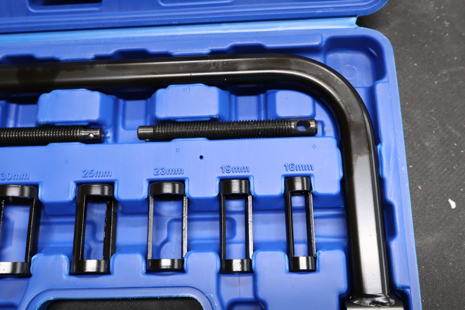 Professional Valve Spring Compressor Tool Kit with Carrying Case (10-Pieces)