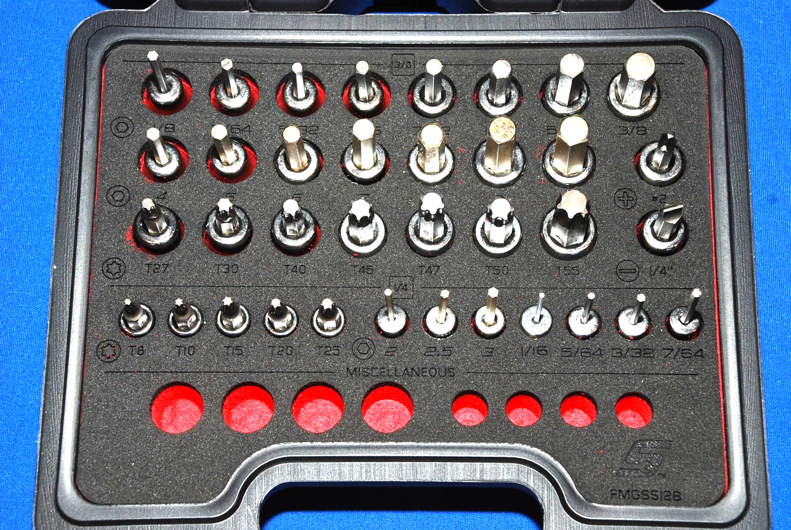 Snap-on NEW 36 Piece 1/4″ & 3/8″ Drive Metric & SAE Combination Bit Socket Set