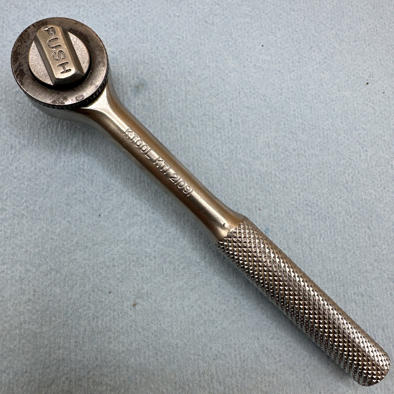 KTool International 1/4” Drive Round Head Ratchet With Quick Release 21091