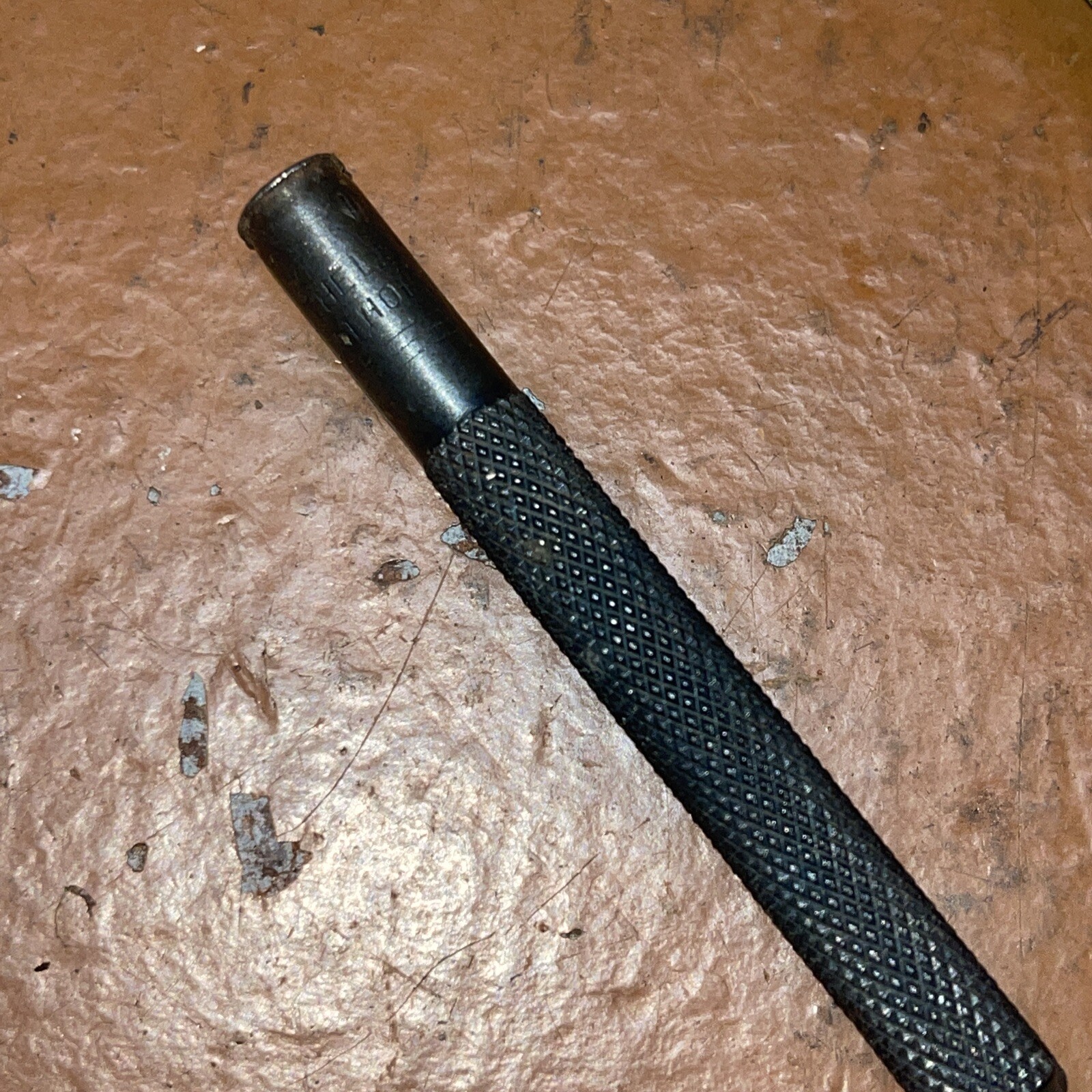 Vintage LS Starrett USA 1/8 In tip 4 Inch Long stubby Short punch Knurled Grip