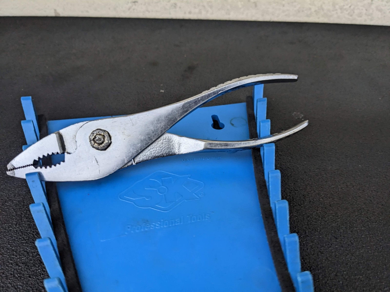 #bp294 Snap On Tools USA Vintage Slip Joint Pliers #47 with Vacuum Grip