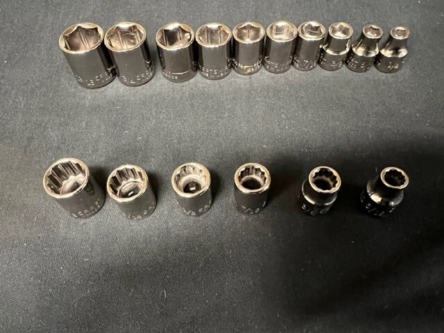 CRAFTSMAN 3/8″ DR 6PT-12PT made in USA SAE and Metric sockets, LOT of 46 PCS