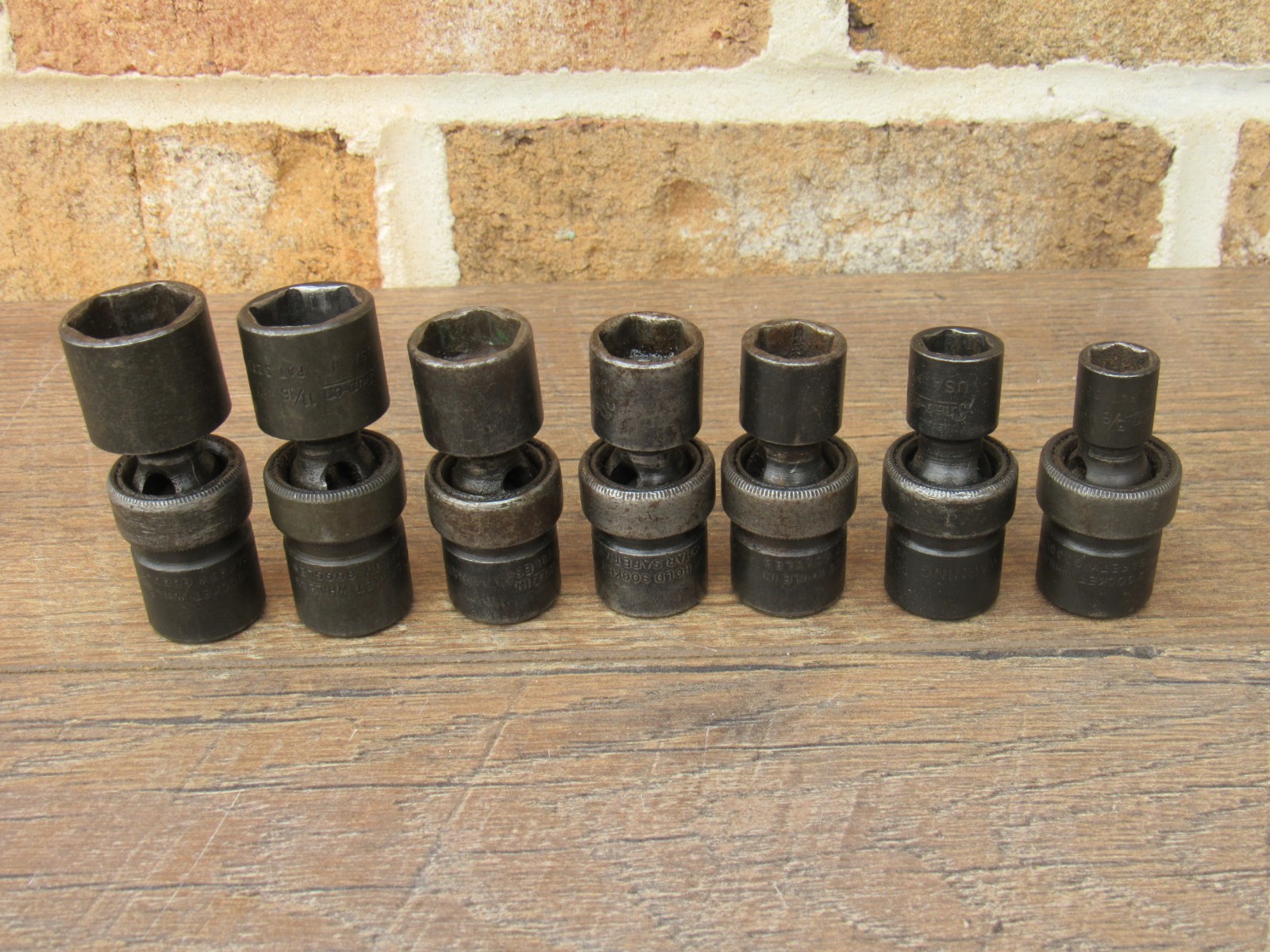 SNAP ON 207IPF 3/8″ DR 3/8″ – 3/4″ SAE IMPACT FLEX SWIVEL SOCKET SET IPF12 – 24