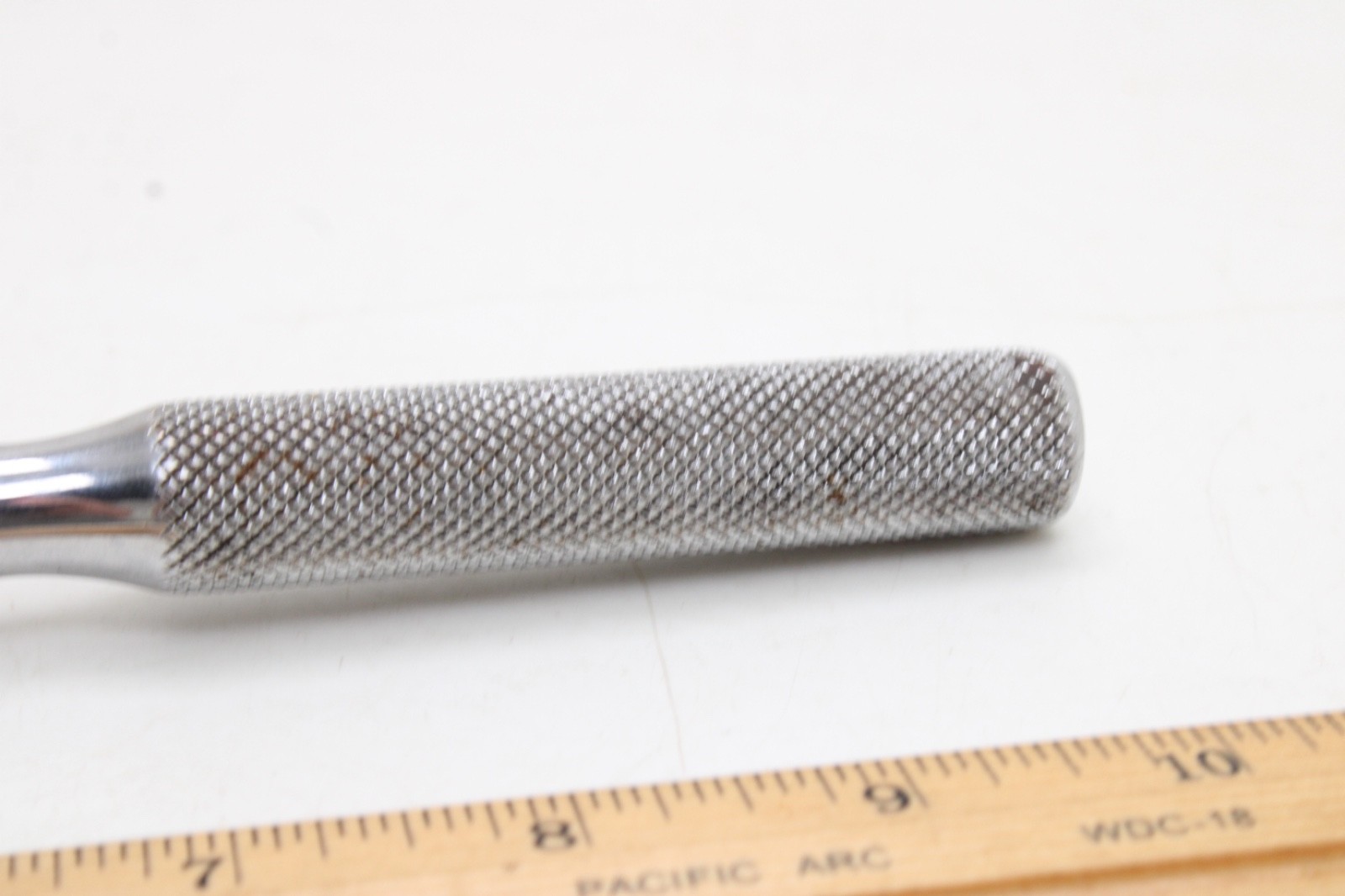 Radian K3 3/8” Drive 8″ Long Silent Gearless Knurled Handle Ratchet USA