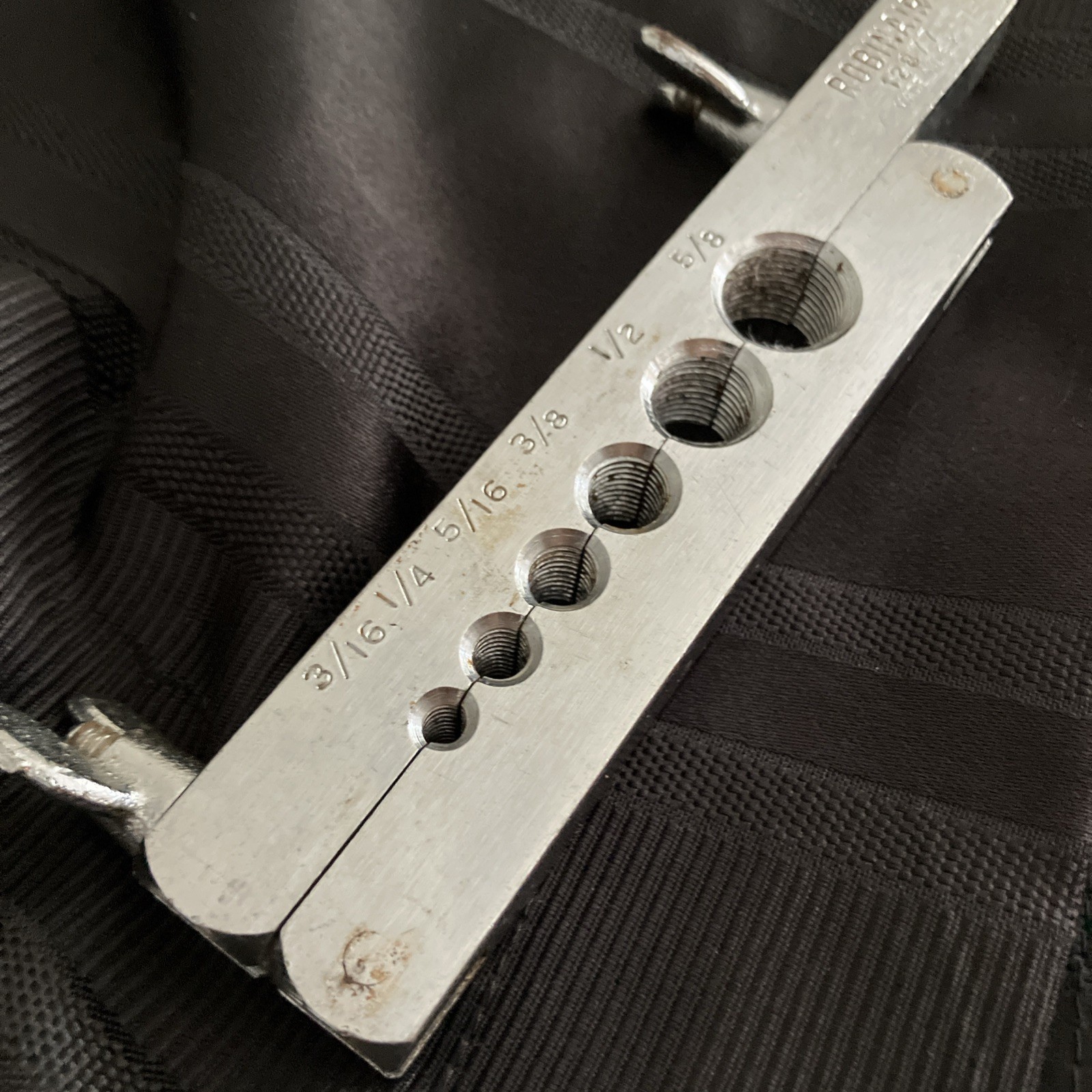 Robinair Tubing Flaring Tool 12877 Hole Bar 3/16-1/4-5/16-3/8-1/2-5/8