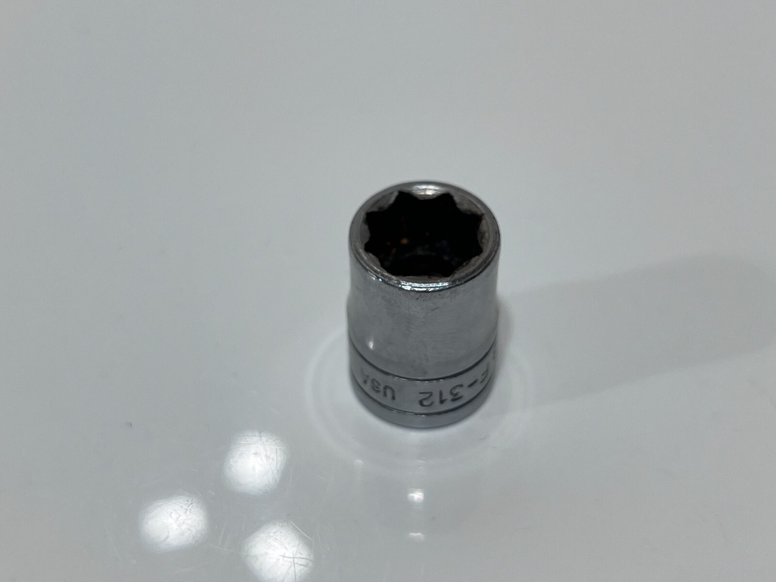 Snap-On Tools USA F312 3/8″ SAE Double Square 8-Point Socket – 3/8″ Drive