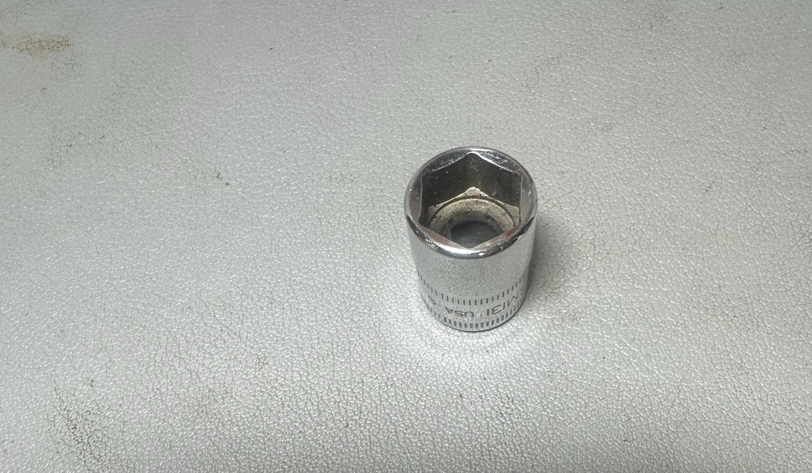 Snap-on 3/8″ Drive 13mm Metric 6 Point Shallow Chrome Socket FSM131