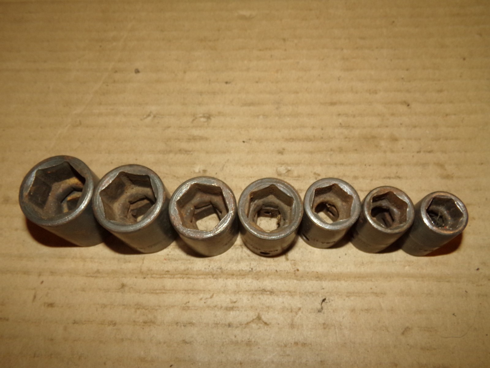 7 Snap-On 1/2” Drive, 6 Point Impact Sockets 1, 15/16, 7/8, 13/16, 11/16, 5/8 9/