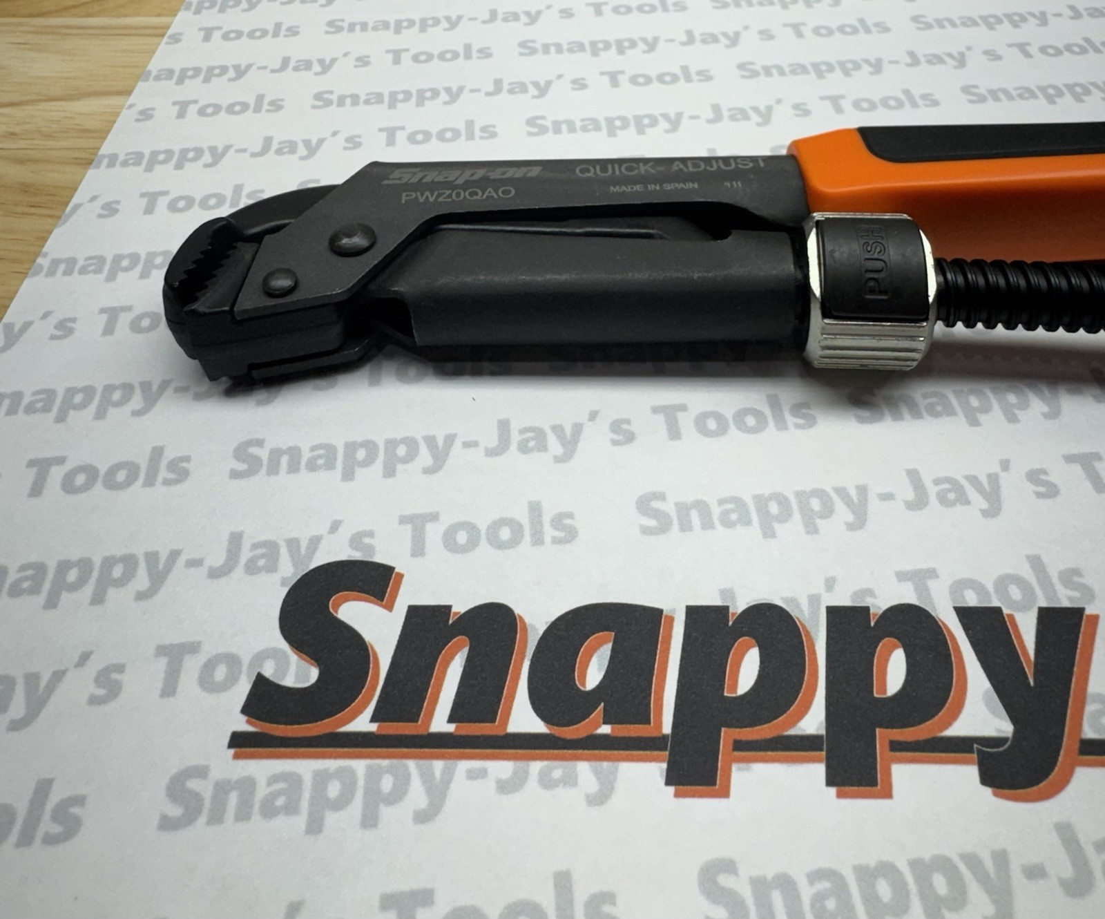 Snap-on Tools NEW ORANGE 8-5/8″ Soft Grip Quick Adjust Pliers Wrench PWZ0QAO