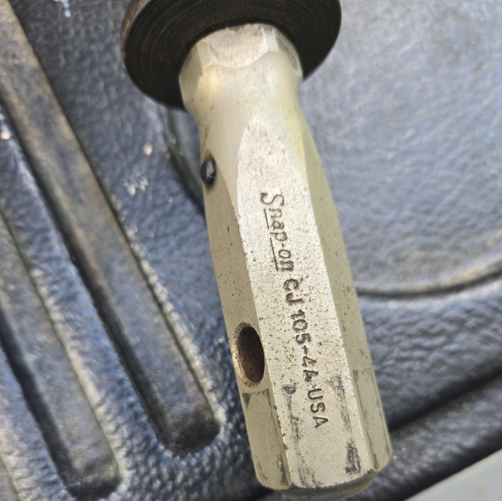 Snap On CJ97-3A 3-3/4 lb Slide Hammer & CJ105-4B 22-1/2″ Slide Screw USA