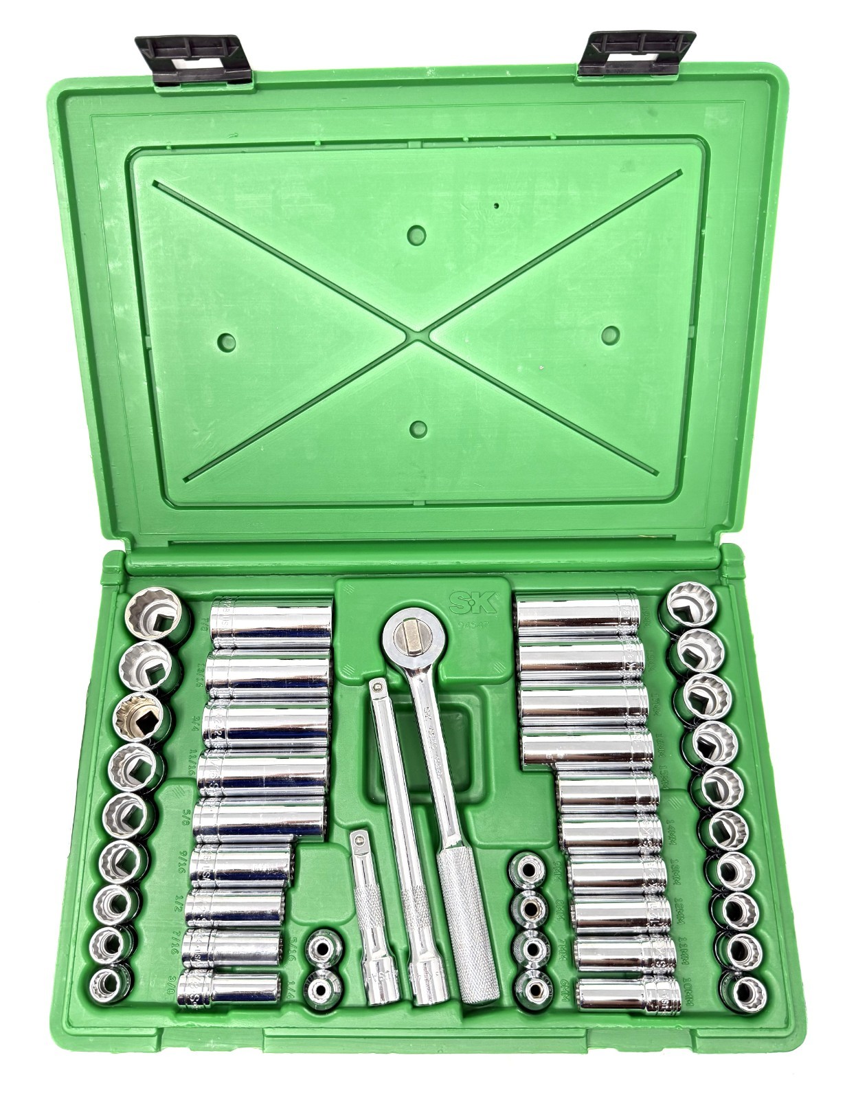 SK 94547-12 3/8″ 47 Piece 12 Pt Standard & Deep Metric & SAE Socket Set