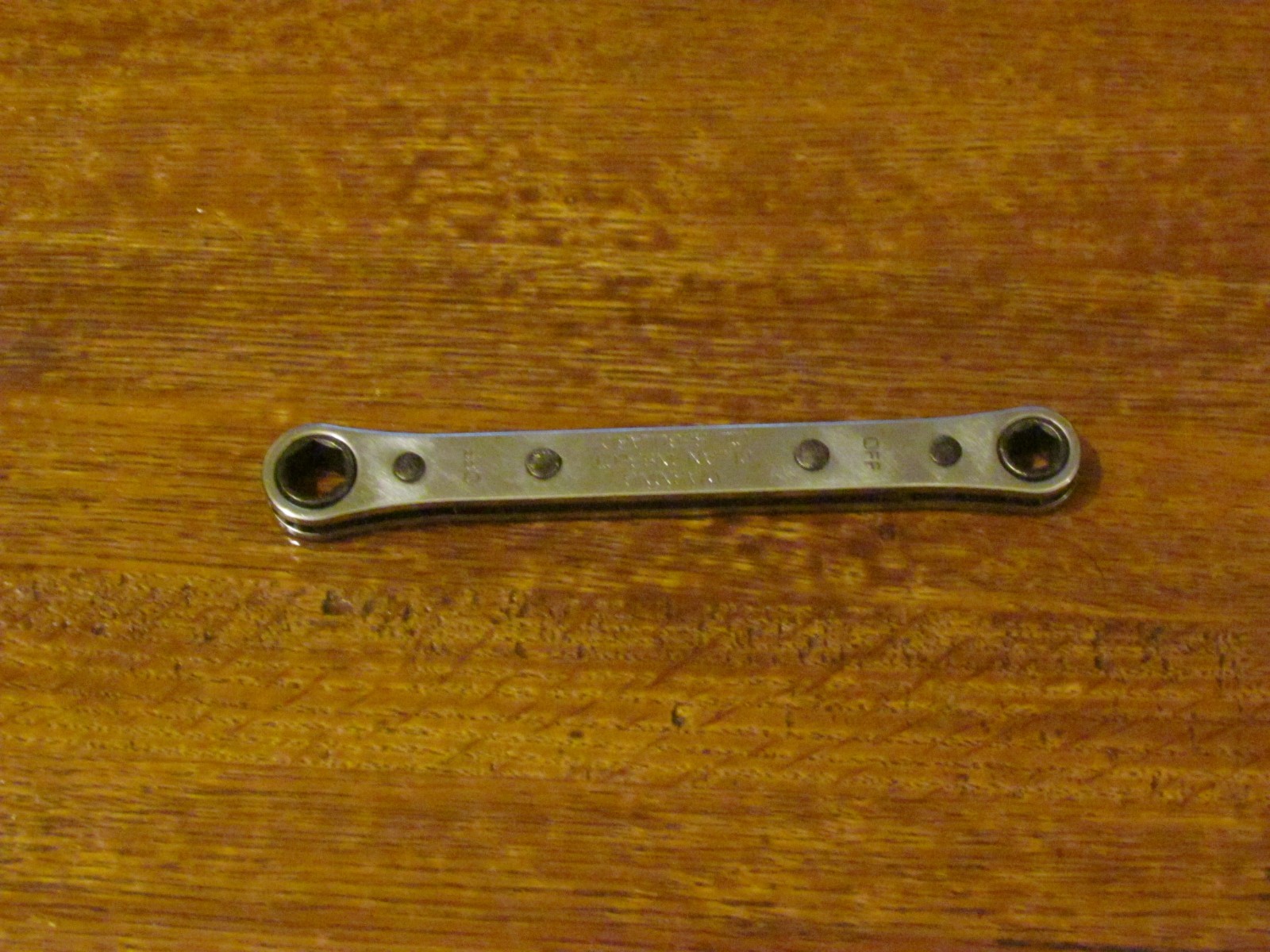 SNAP ON R810SA1/4″ X 5/16″ DOUBLE BOX RATCHET WRENCH NICE