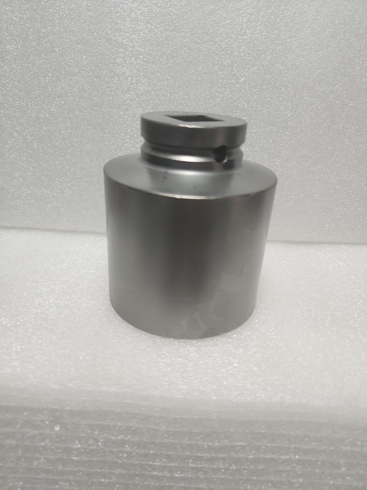 Snap-On IMFS702 2-3/16” SAE 3/4” Drive 6 Point Semi-Deep Impact Socket USA