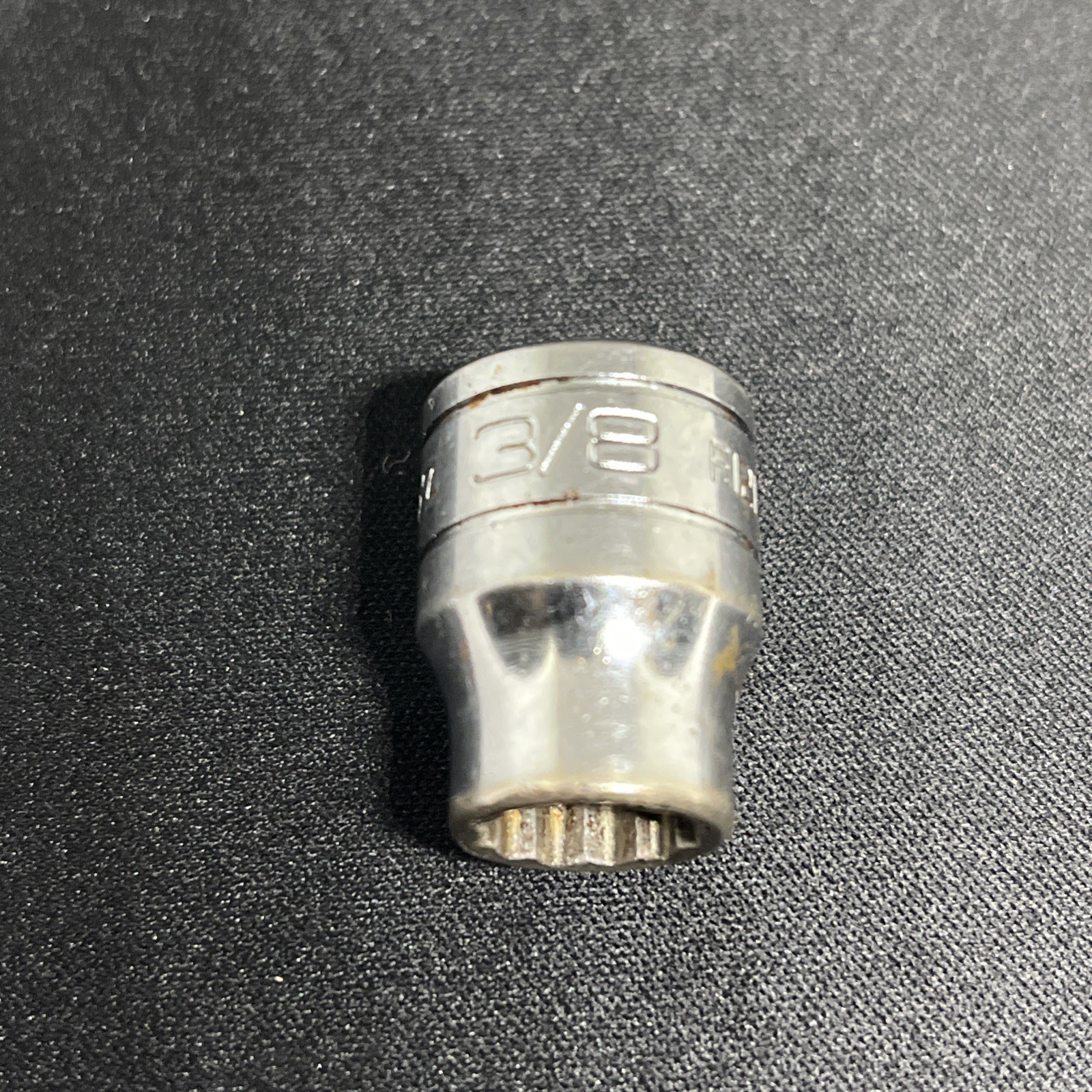 Snap-on Tools F121 3/8″ 12pt 3/8″ Drive Socket USA