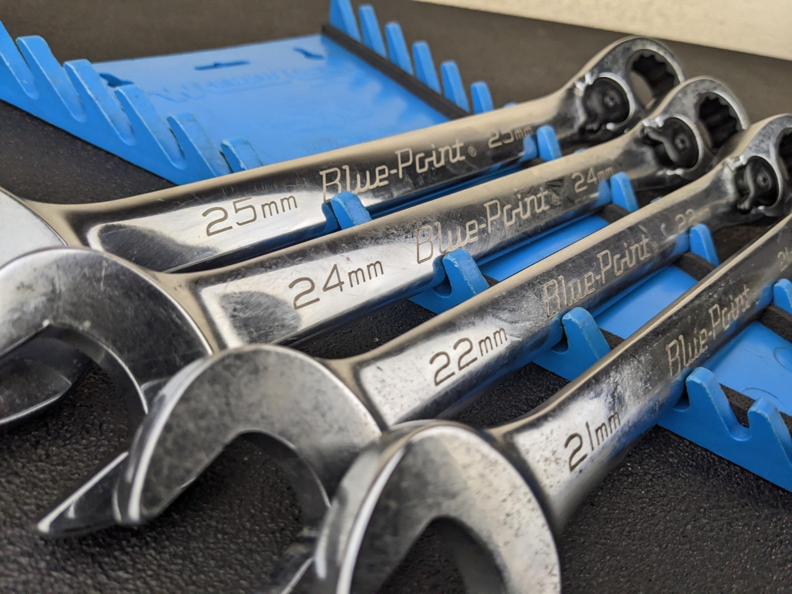 #bp448 Blue-Point Ratcheting Metric Wrench Set 4 PC 21, 22, 24, 25mm BOERM704