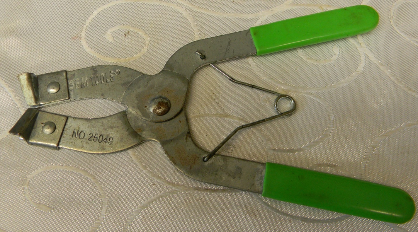OEM TOOLS 6-5/8″ LONG GREEN GRIP PISTON RING EXPANDER PLIERS #25049
