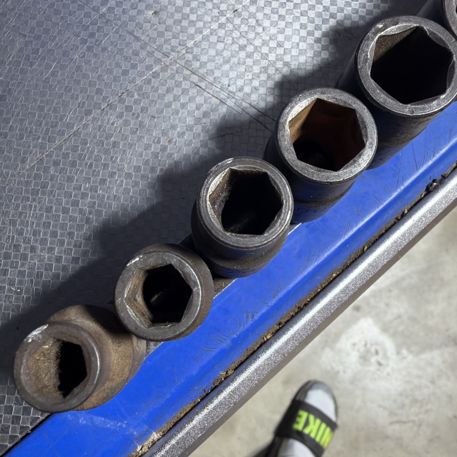 MAC Tools 1/2″ Drive 14 Pc SAE 6 Pt Impact Socket Set VP- SERIES 3/8- 1 1/4.
