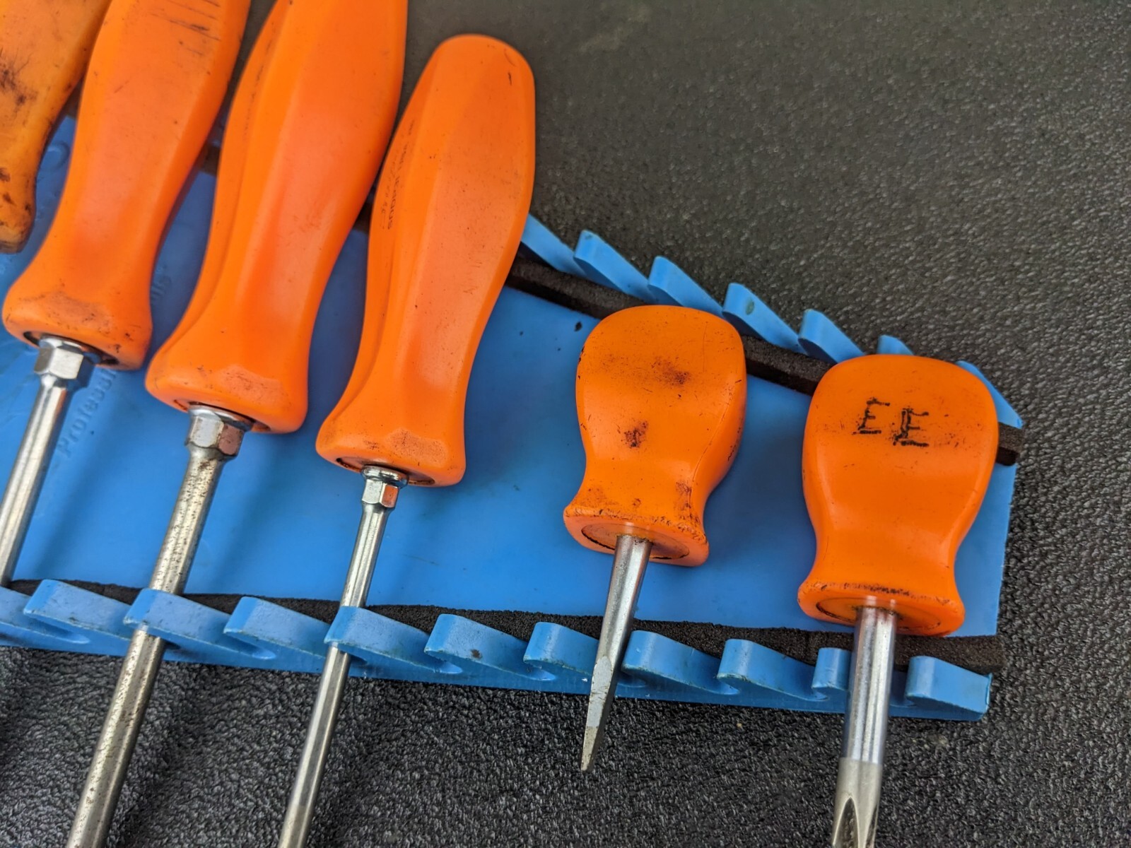 #bf627 Snap-On Tools HI-VIZ ORANGE 7 Piece Hard Handle Screwdriver Set