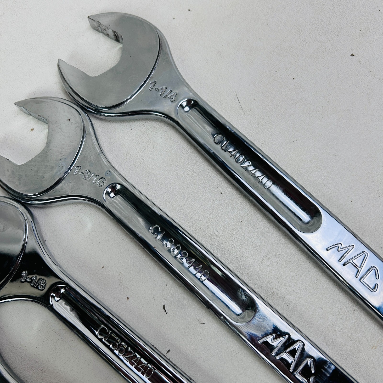 MAC Tools SCL5PT 5PC 12PT SAE Precision Torque Wrench Set (1″ – 1 1/4″)