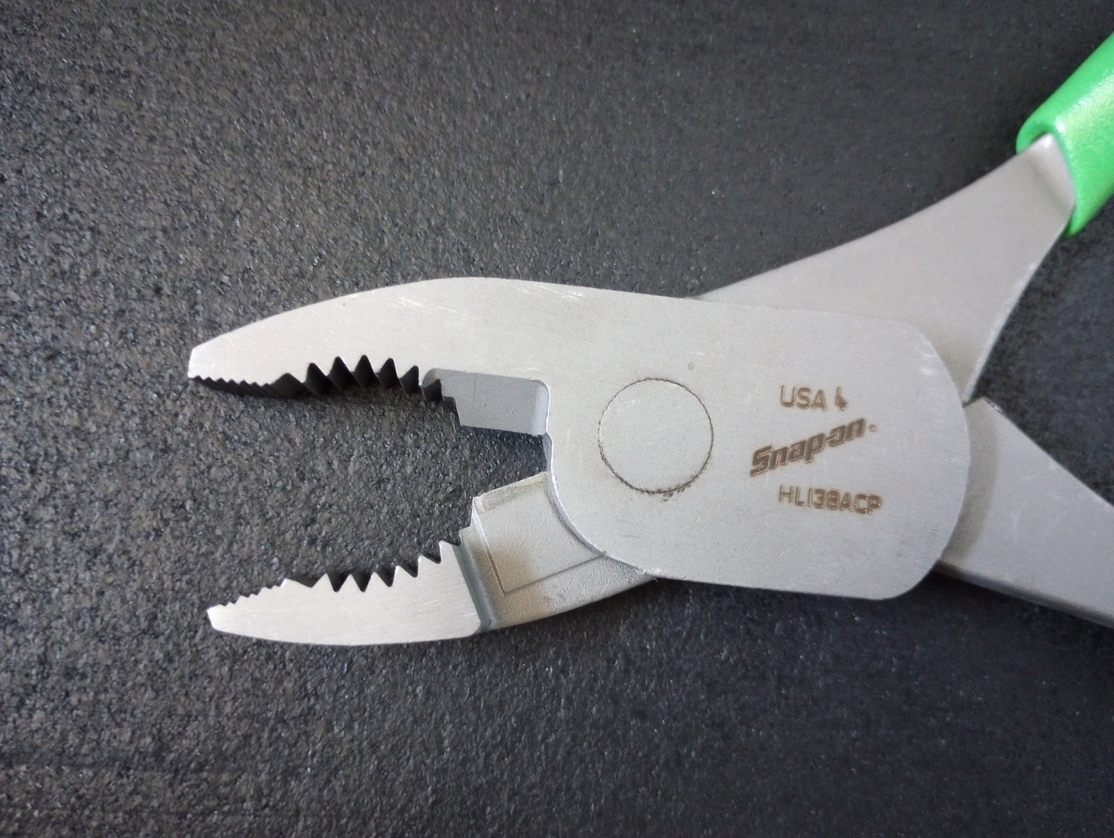 Snap-on USA NEW GREEN 7-7/8″ High Leverage Combination Pliers HL138ACPG