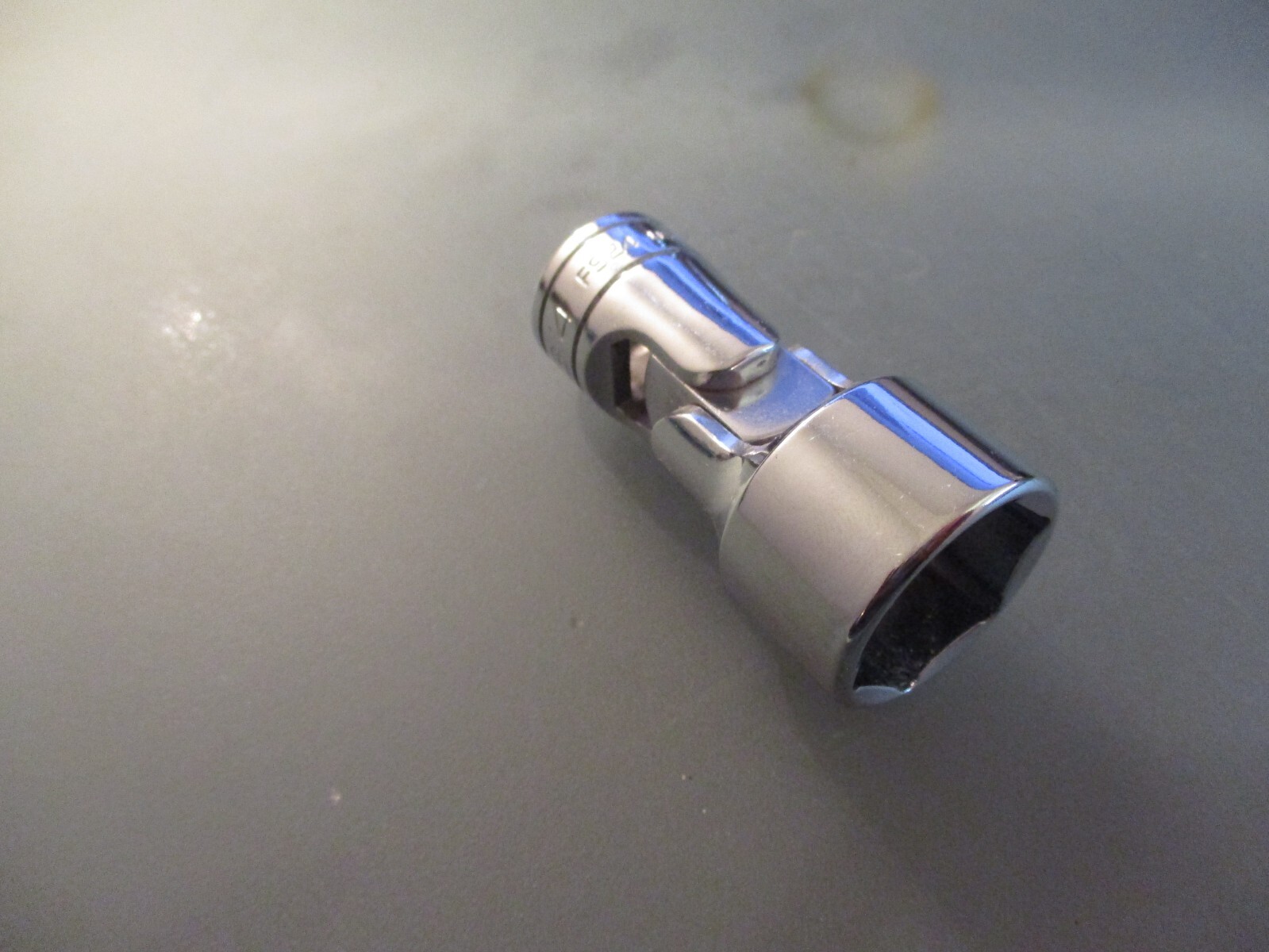 Snap On Tools NEW 3/8″ Dr 6pt 3/4″ SAE Chrome Swivel Socket FS24 now FS24B