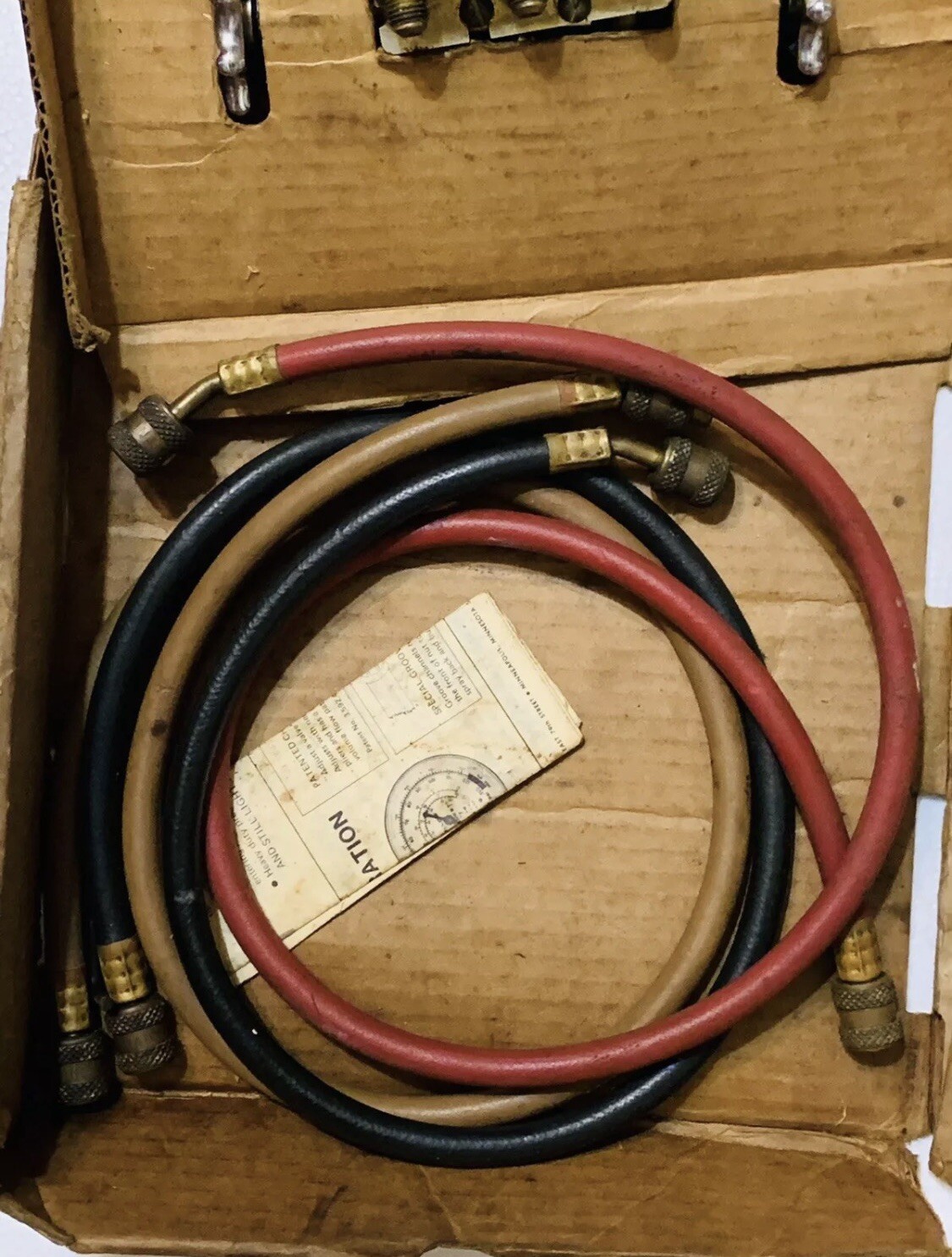 Kent-Moore VINTAGE COMPLETE MANIFOLD GAUGE SET ROBINAIR MANUFACTURING